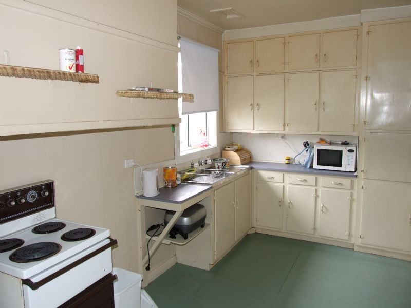 21 Lincoln Street, Moe VIC 3825