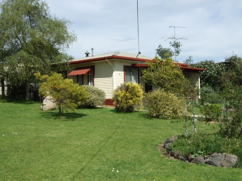 35 South Street, Moe VIC 3825
