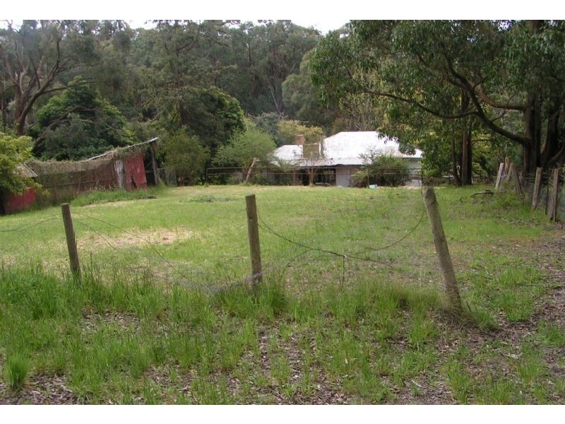 8 Borrmans Road, Moe VIC 3825