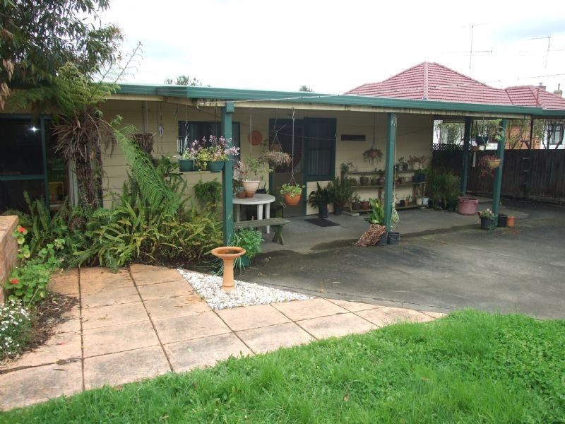 62 Chamberlain Road, Newborough VIC 3825