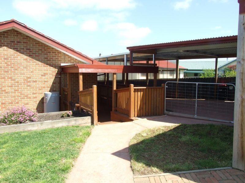 53 Tooronga Road, Willow Grove VIC 3825