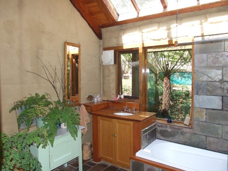 1004 Moe/Willow Grove Road, Willow Grove VIC 3825