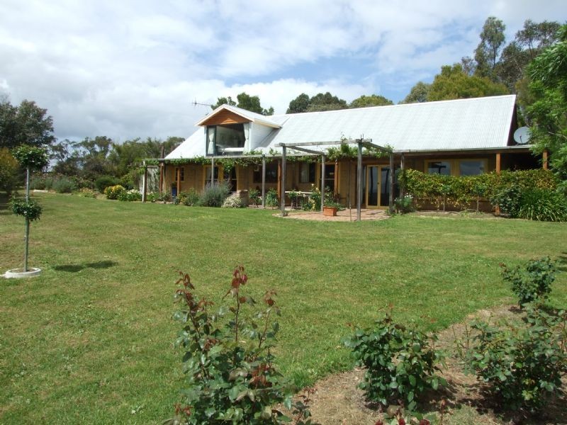 1004 Moe/Willow Grove Road, Willow Grove VIC 3825