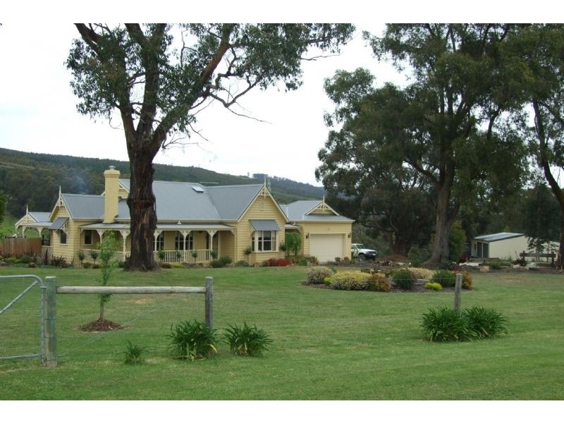 23 Waratah Way, Trafalgar East VIC 3824