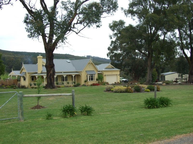 23 Waratah Way, Trafalgar East VIC 3824