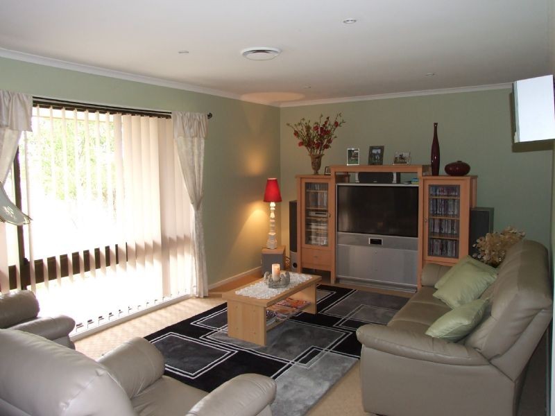 20 Helga Drive, Yallourn North VIC 3825