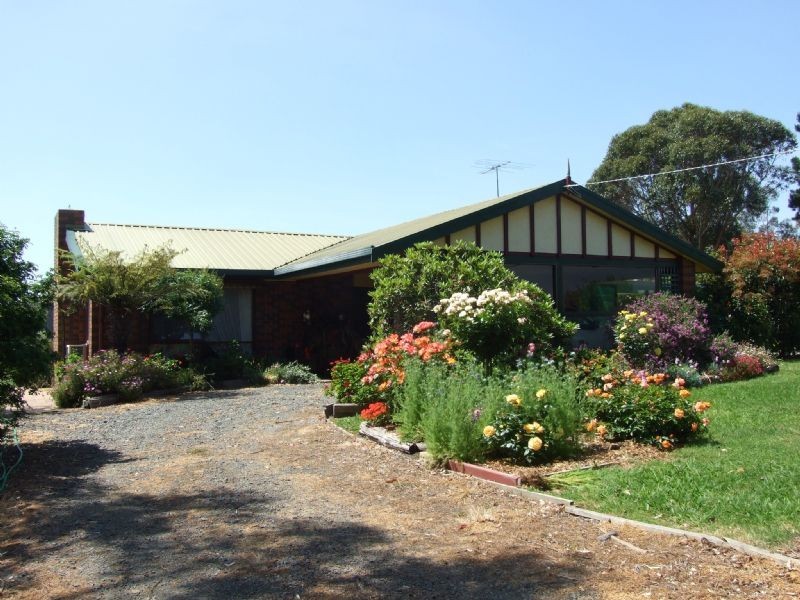 34 Thalloo Road, Tanjil South VIC 3825