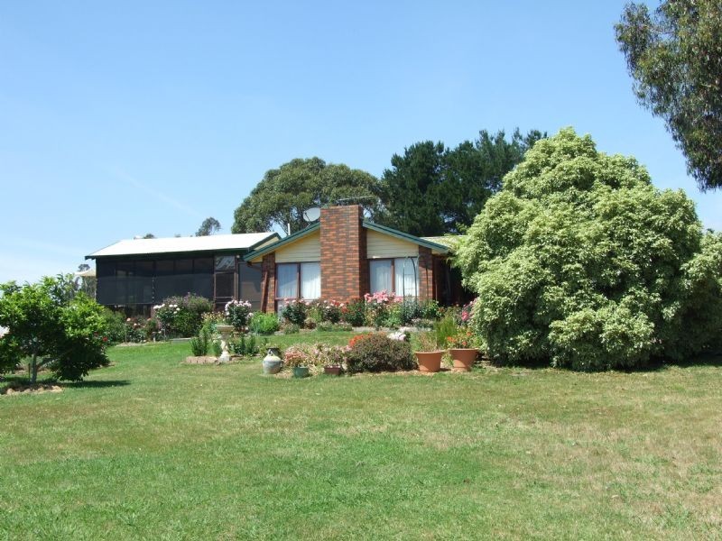 34 Thalloo Road, Tanjil South VIC 3825