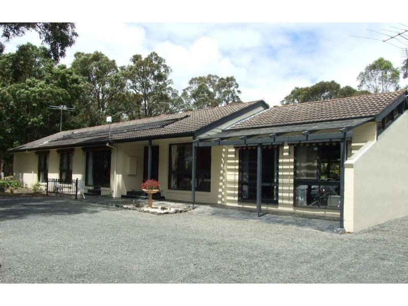 7 Frys Track, Newborough VIC 3825