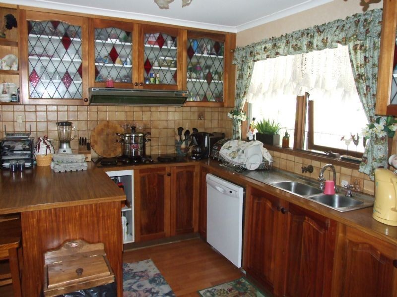 7 Frys Track, Newborough VIC 3825