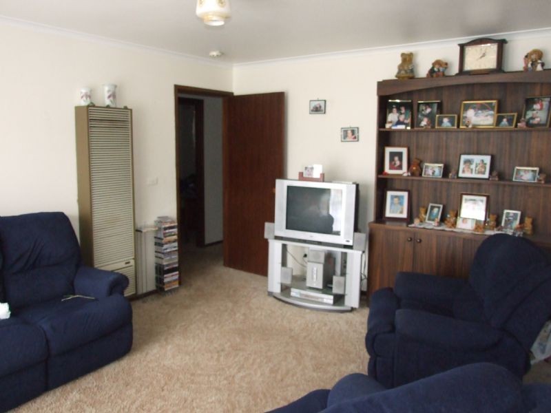 2/95 Monash Road, Newborough VIC 3825