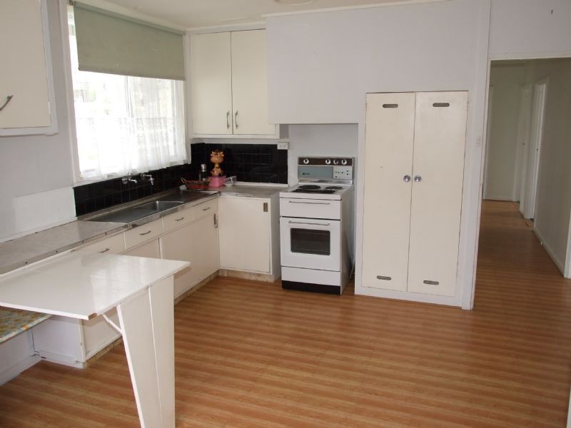 7 Boolarra Avenue, Newborough VIC 3825