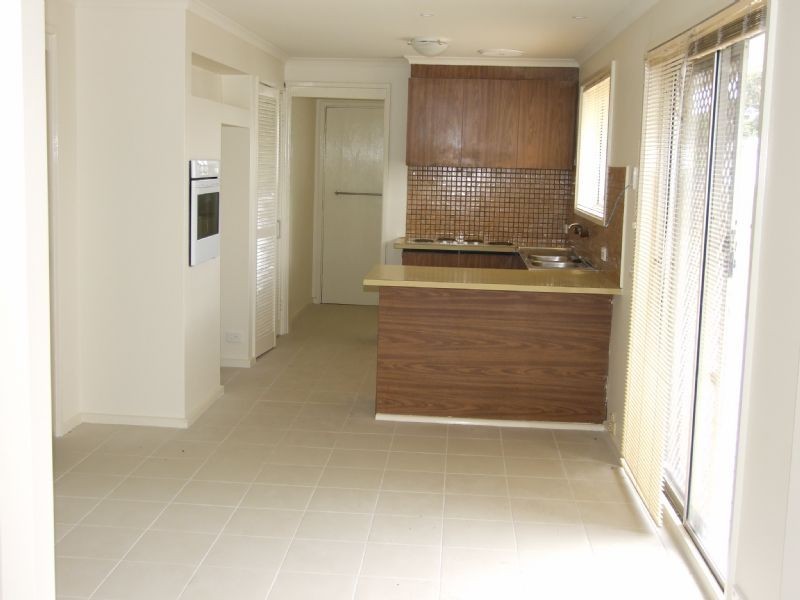 65 Vale Street, Moe VIC 3825