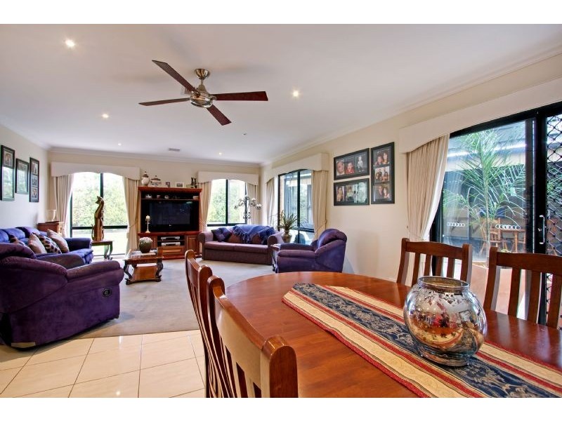 37 Parkside Drive, Moe VIC 3825
