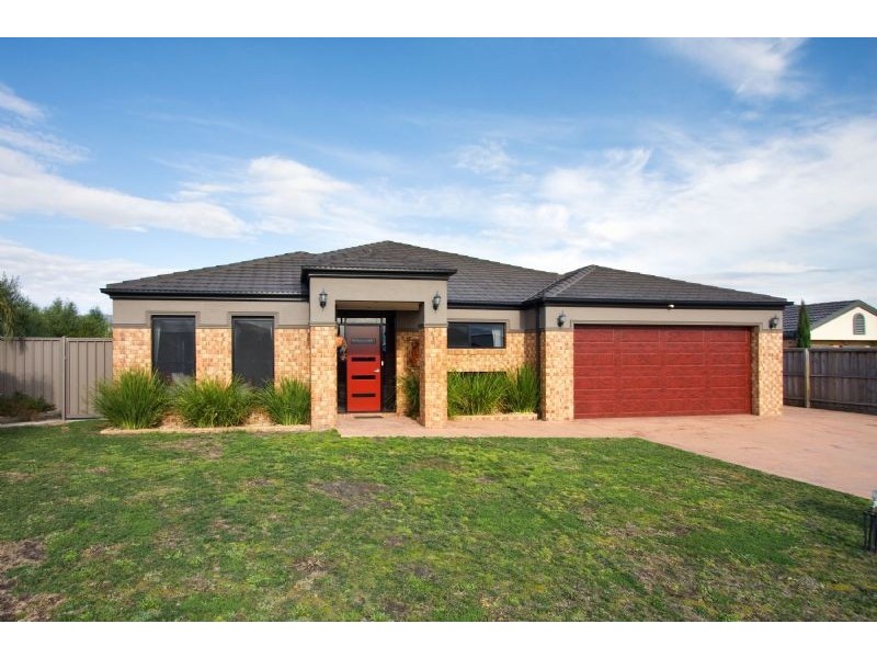37 Parkside Drive, Moe VIC 3825
