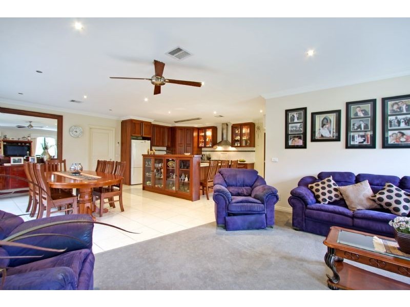 37 Parkside Drive, Moe VIC 3825