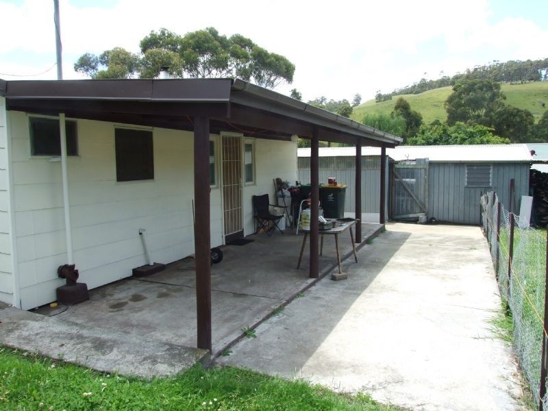 6 Dudman Road, Yallourn North VIC 3825