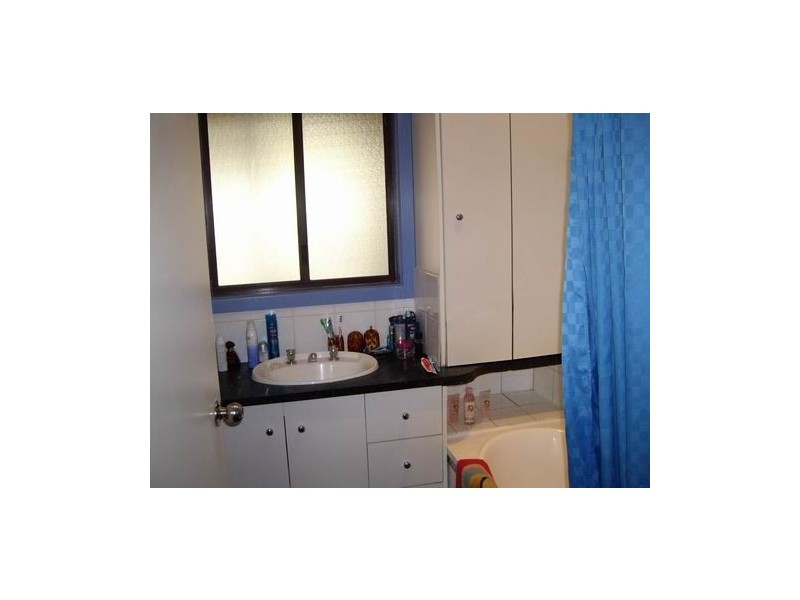 9 Staff Street, Moe VIC 3825