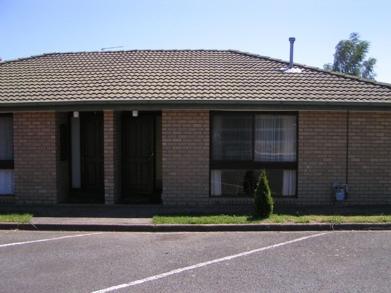 2/13 Trentham Street, Moe VIC 3825