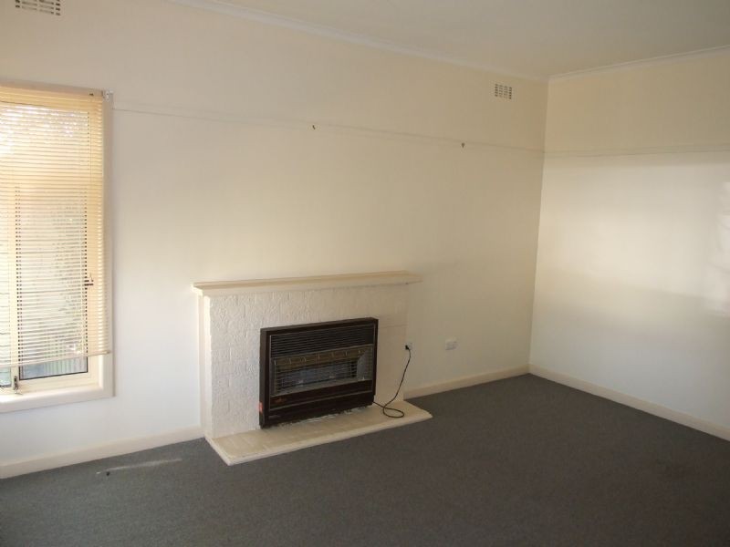 53  Wirraway Street, Moe VIC 3825