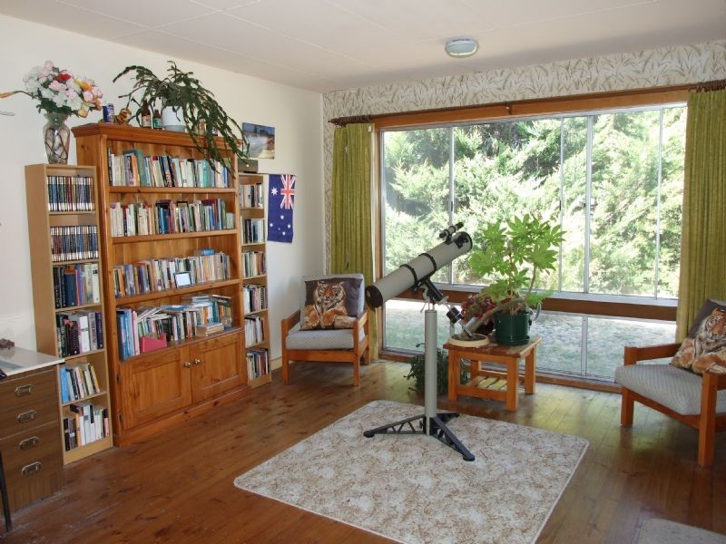 51 Western Avenue, Newborough VIC 3825