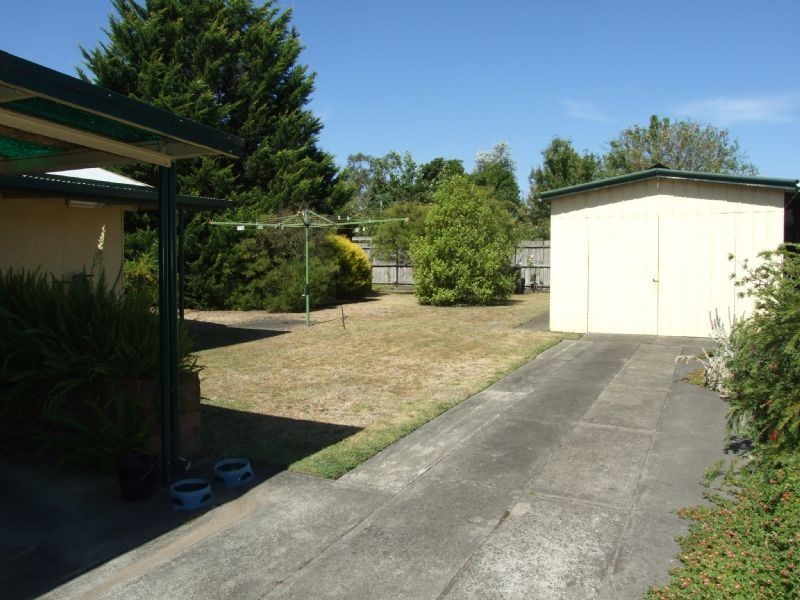 51 Western Avenue, Newborough VIC 3825