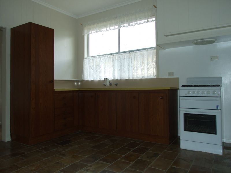24 Windsor Avenue, Moe VIC 3825