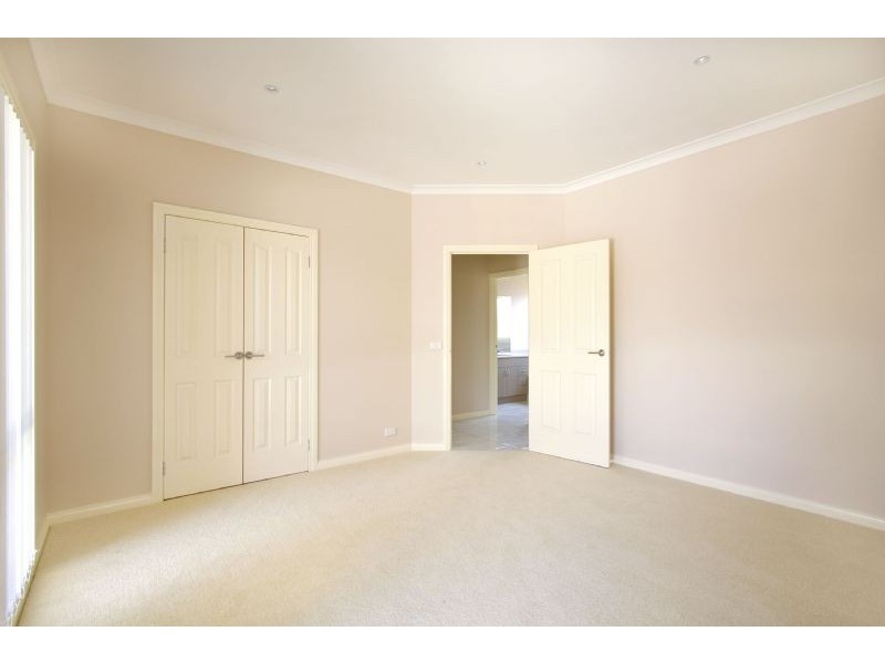 3/63 Monash Road, Newborough VIC 3825