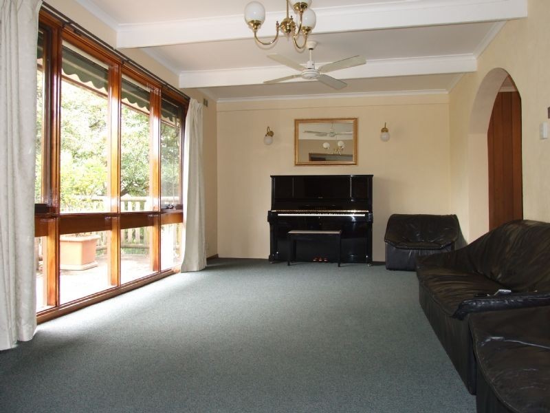 39 Haunted Hills Road, Newborough VIC 3825