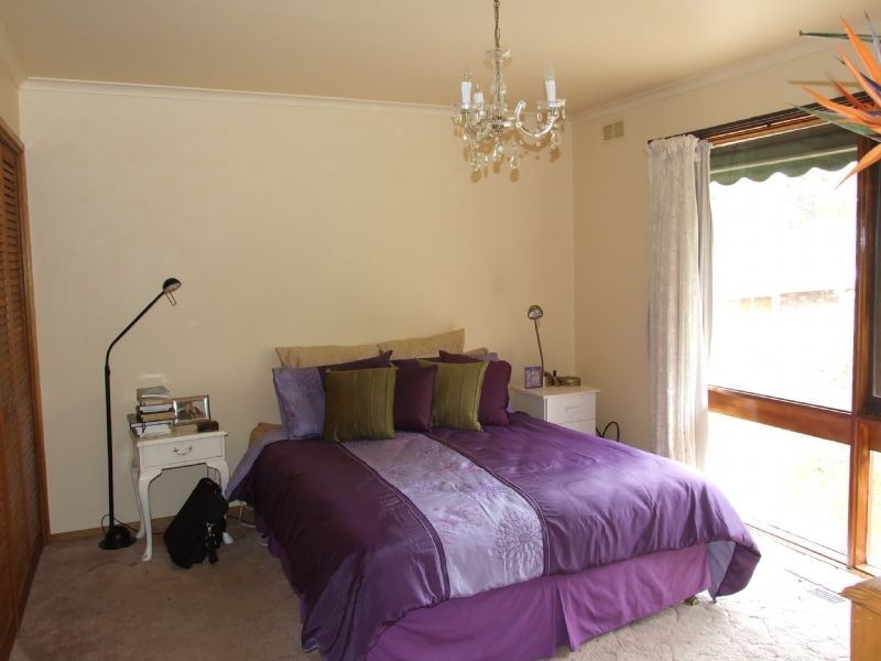 39 Haunted Hills Road, Newborough VIC 3825