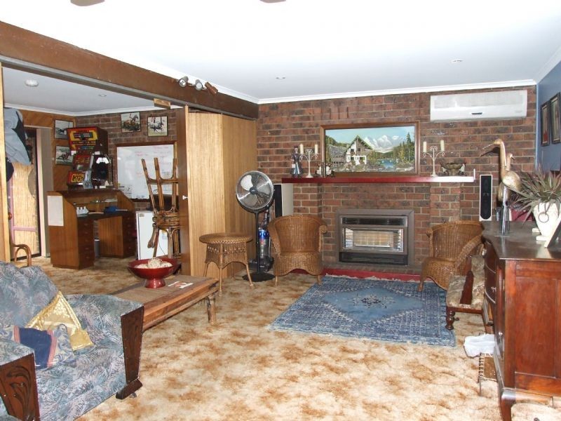 20 Albert Street, Moe VIC 3825