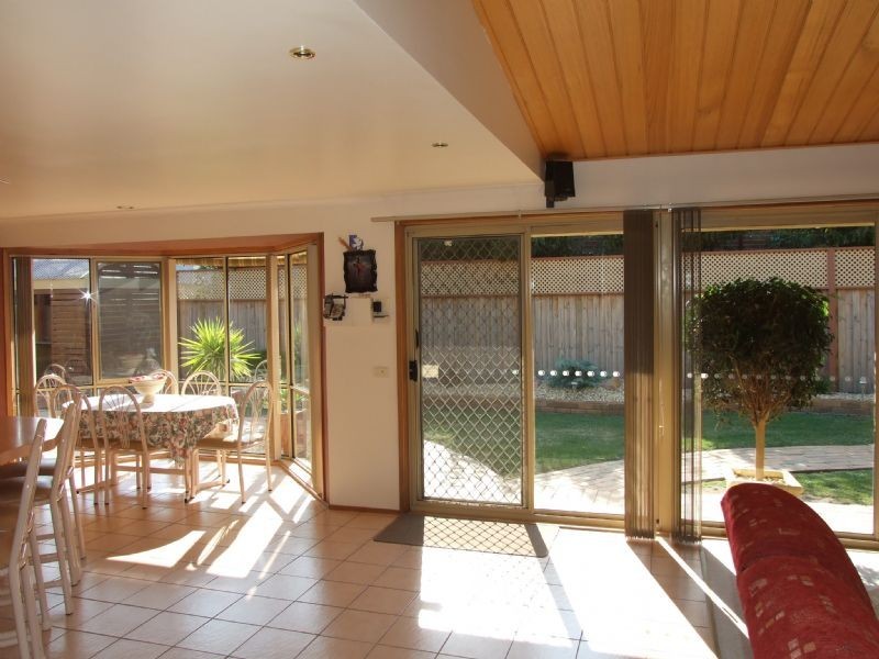 13 Ollerton Avenue, Newborough VIC 3825