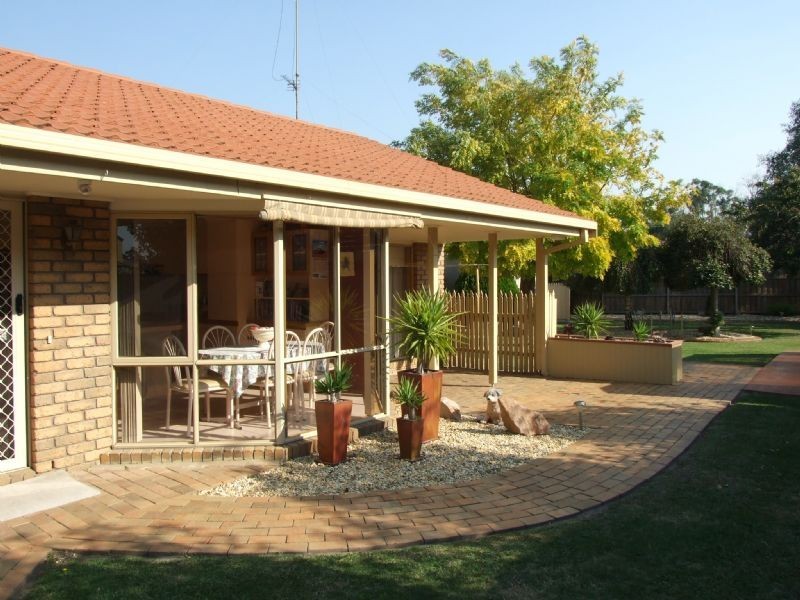 13 Ollerton Avenue, Newborough VIC 3825