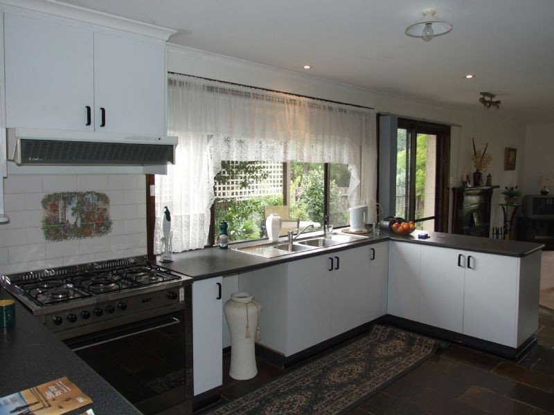 34 Eastern Avenue, Newborough VIC 3825