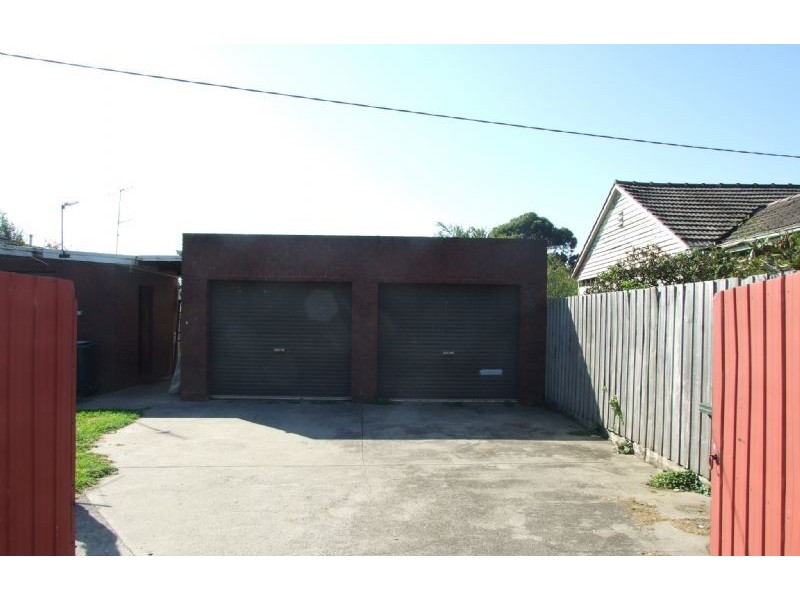 9 Hinkler Street, Moe VIC 3825