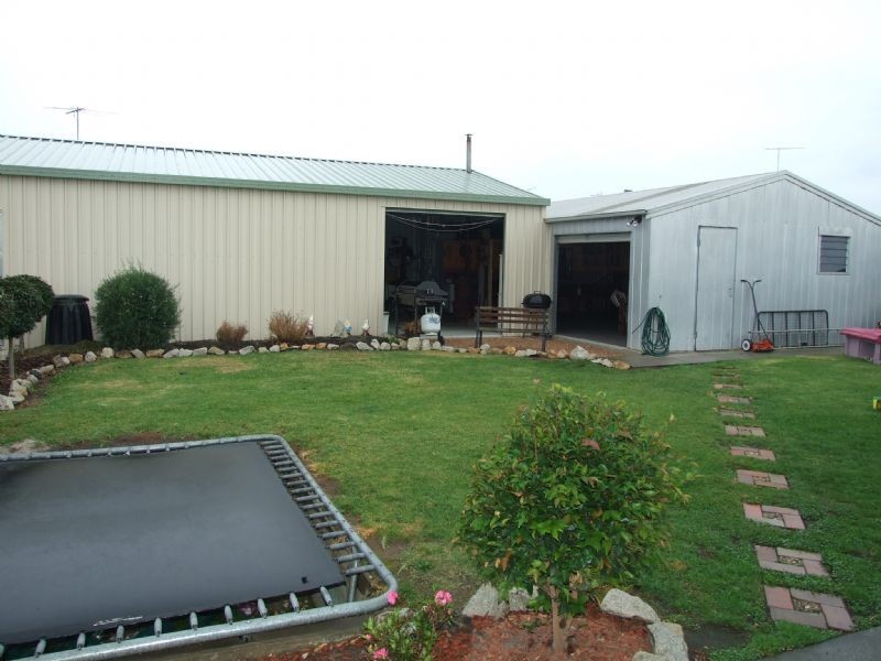 35 Newark Avenue, Newborough VIC 3825