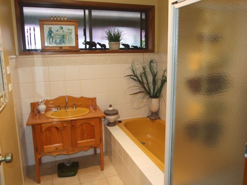 20 Albert Street, Moe VIC 3825