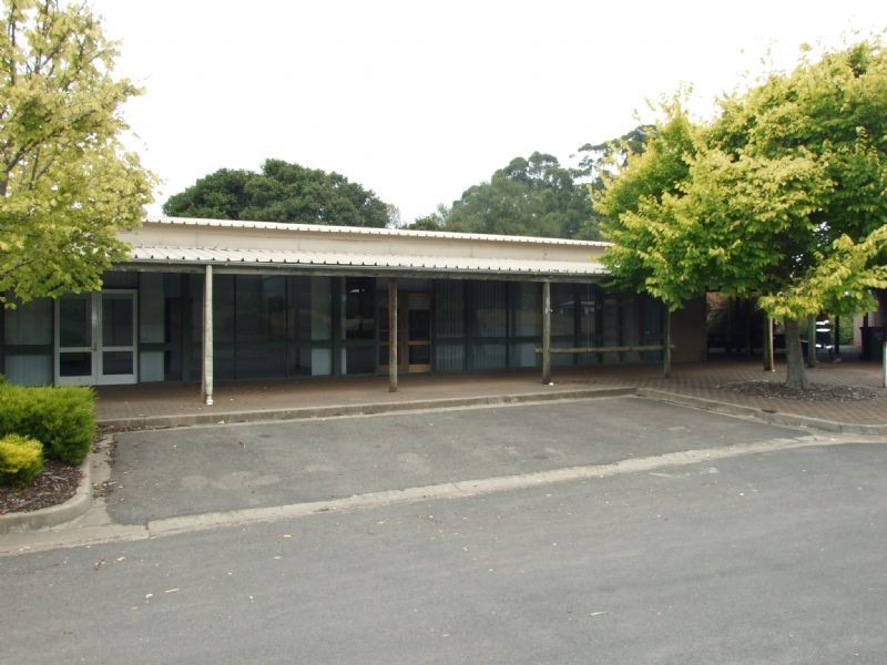 Shop 2 Knottsiding Road, Rawson VIC 3825