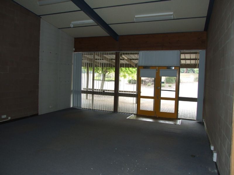 Shop 2 Knottsiding Road, Rawson VIC 3825