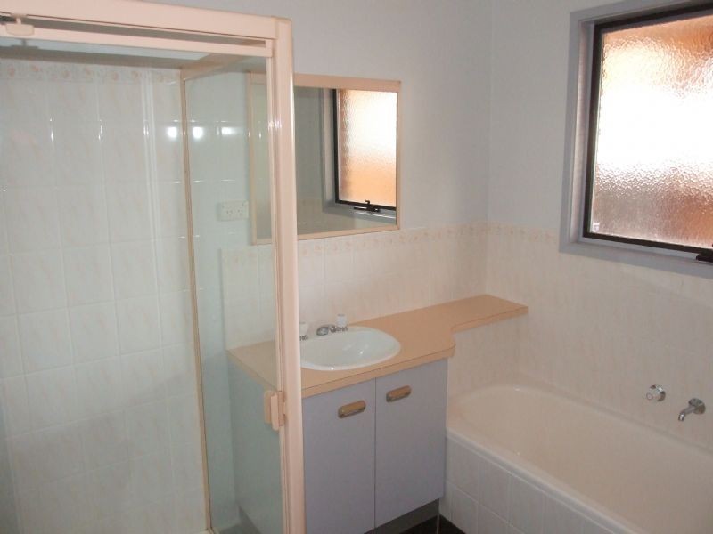 53 Tooronga Road, Willow Grove VIC 3825