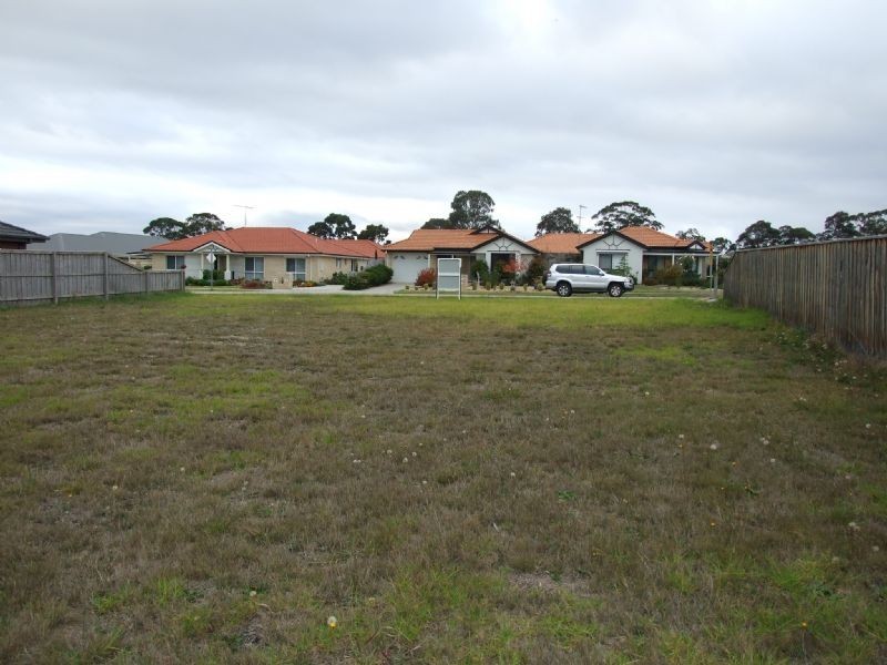 53 Parkside Drive, Moe VIC 3825