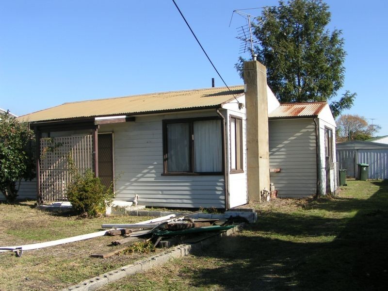 66 Boolarra Avenue, Newborough VIC 3825