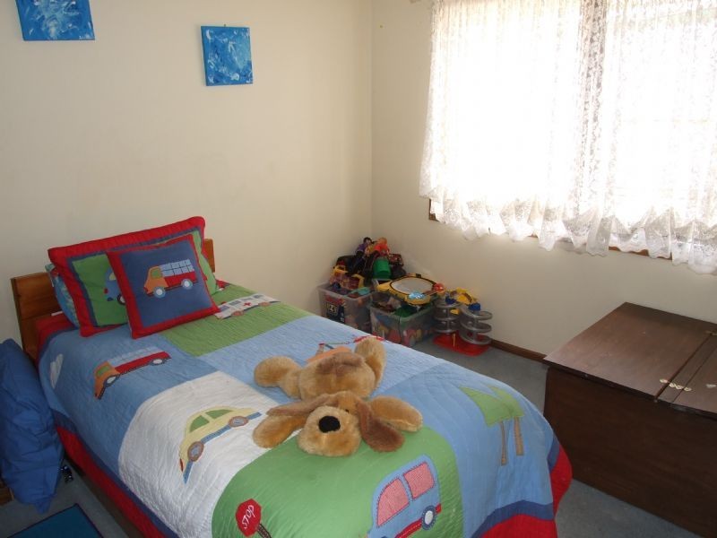 3 March Street, Newborough VIC 3825