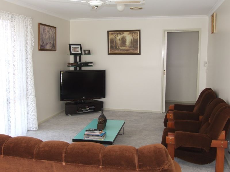 66 Coalville Road, Moe VIC 3825