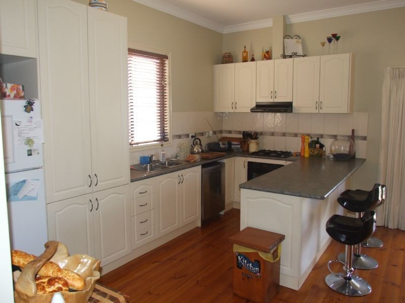 10 High Street, Moe VIC 3825