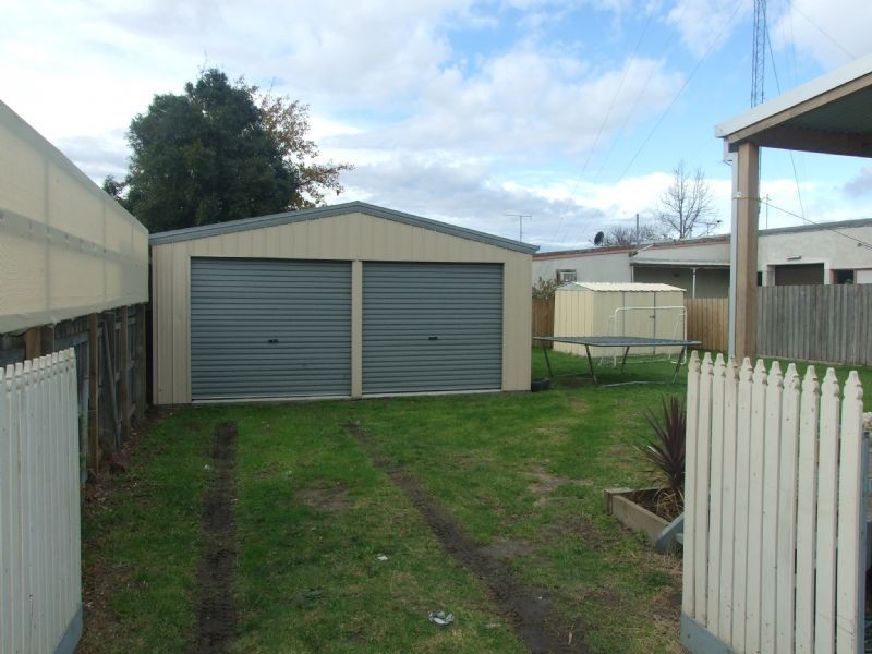 10 High Street, Moe VIC 3825