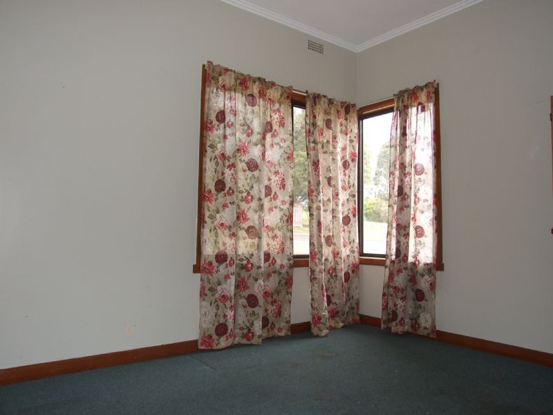 21 Pruden Street, Moe VIC 3825