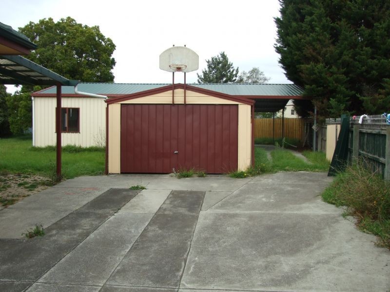 1 Leslie Court, Moe VIC 3825