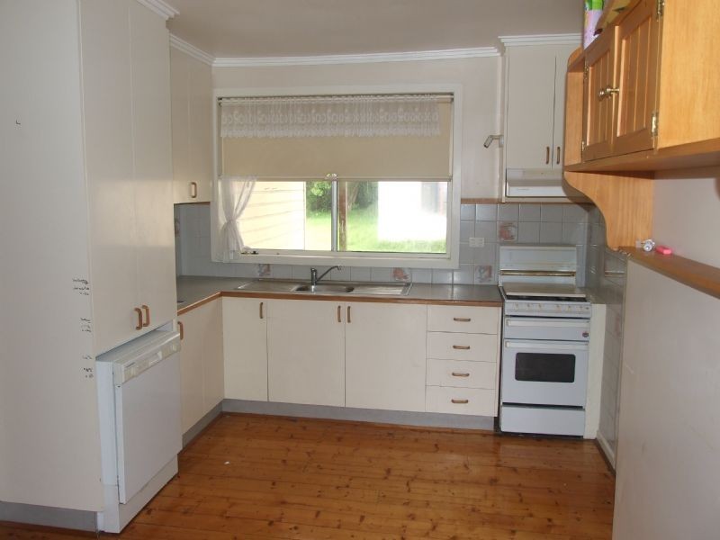 1 Leslie Court, Moe VIC 3825