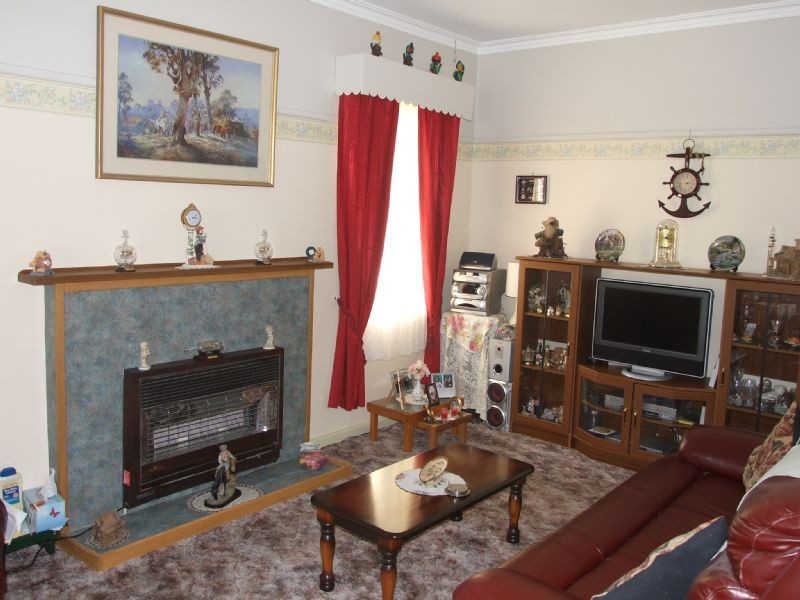 17 Lincoln Street, Moe VIC 3825